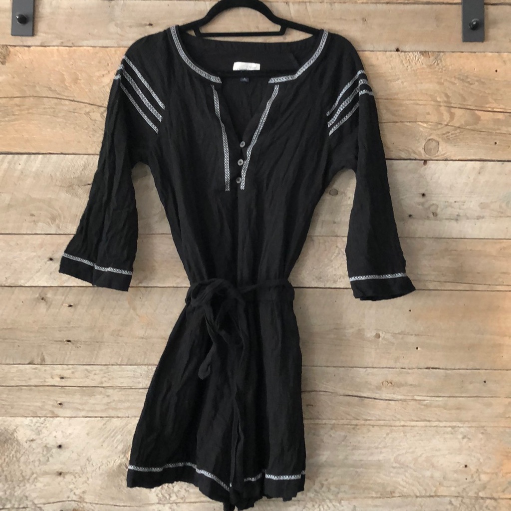 Universal Thread Romper M
